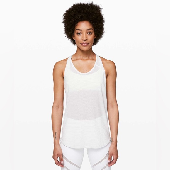 95 🆕🤍 Lululemon Essential Tank - White Herringbone - Picture 3 of 12